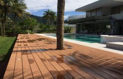 Deck de Madeira em Alphaville